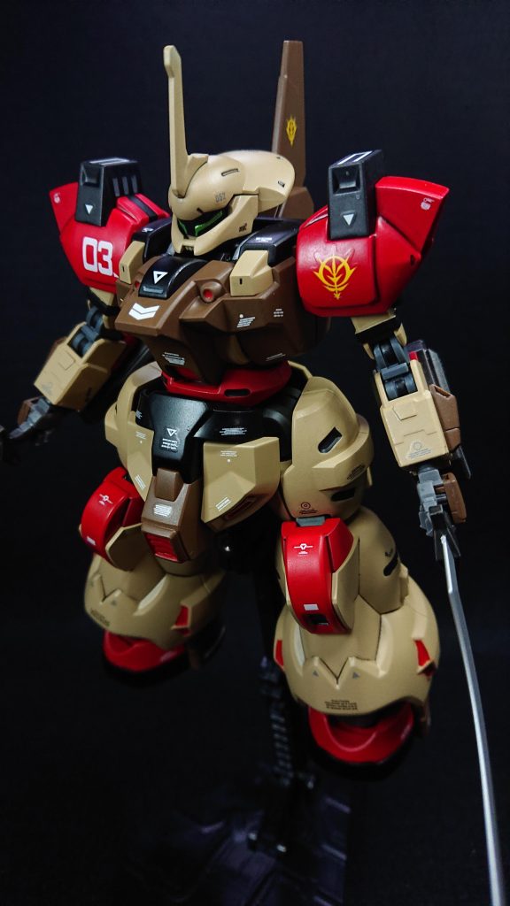 頭部 :ディランザボディ :ディランザ腰部 :ディランザ肩 :ガルバルディβ腕部 :ストライク脚部 :ディランザバックパック:ディランザ武装 :ヒートショーテル(サンドロック) ガトリング(パワードアームズパワーダー)