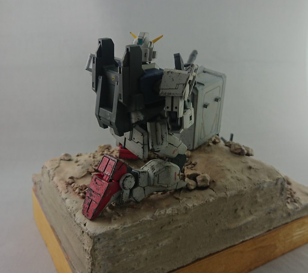 HG陸戦型ガンダム–4枚目/制作者：ジジ丸