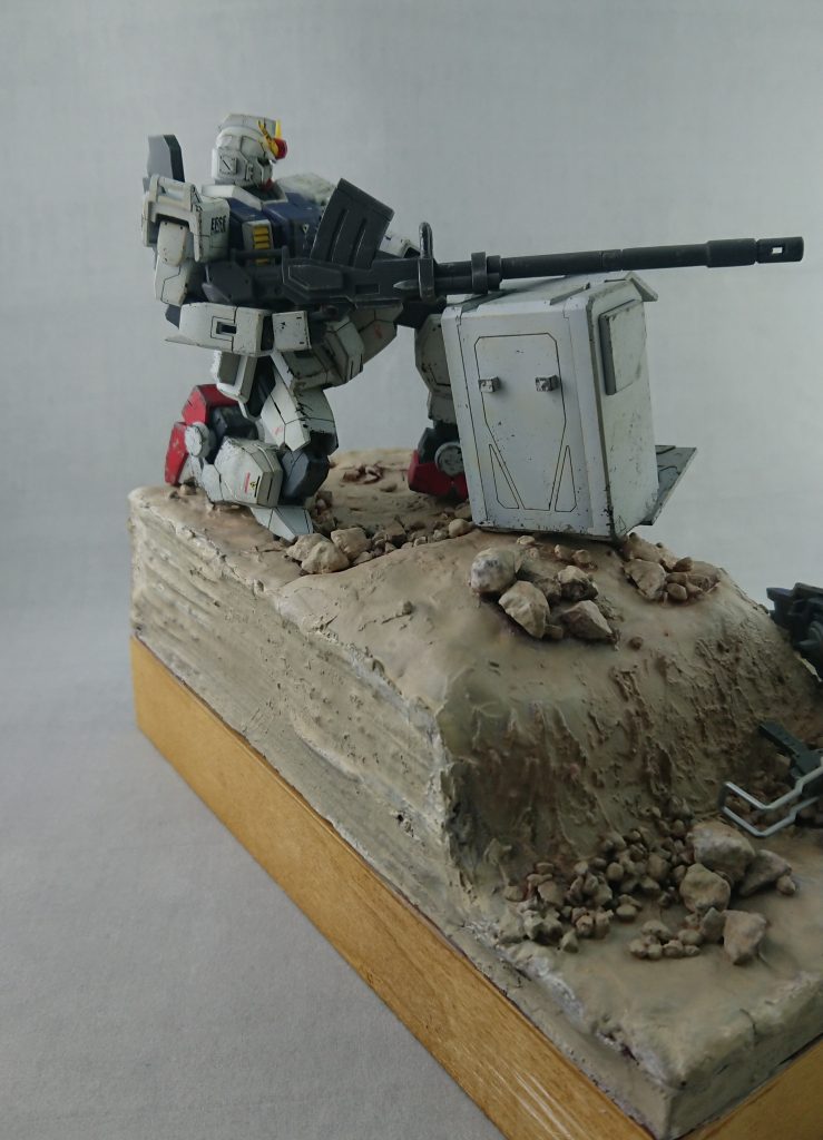 HG陸戦型ガンダム–3枚目/制作者：ジジ丸