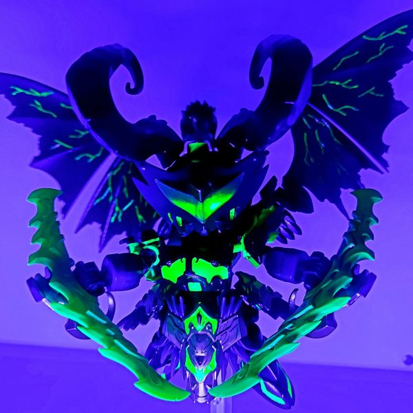 光と影の息子 悪魔ハンター ゼロガンダム