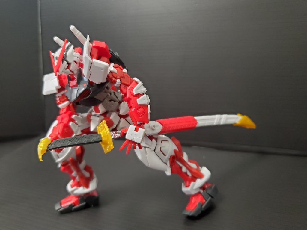 制作時、鬼滅がはやってたからではなく、どちらかというと抜刀術です。