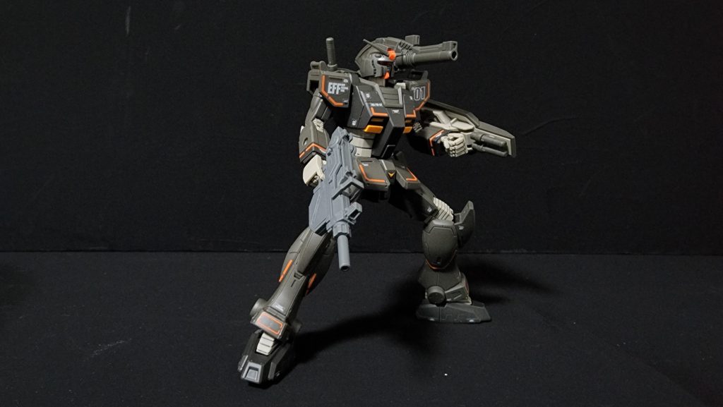 HG 局地型ガンダム(北米戦仕様)–2枚目/制作者：エヴィン