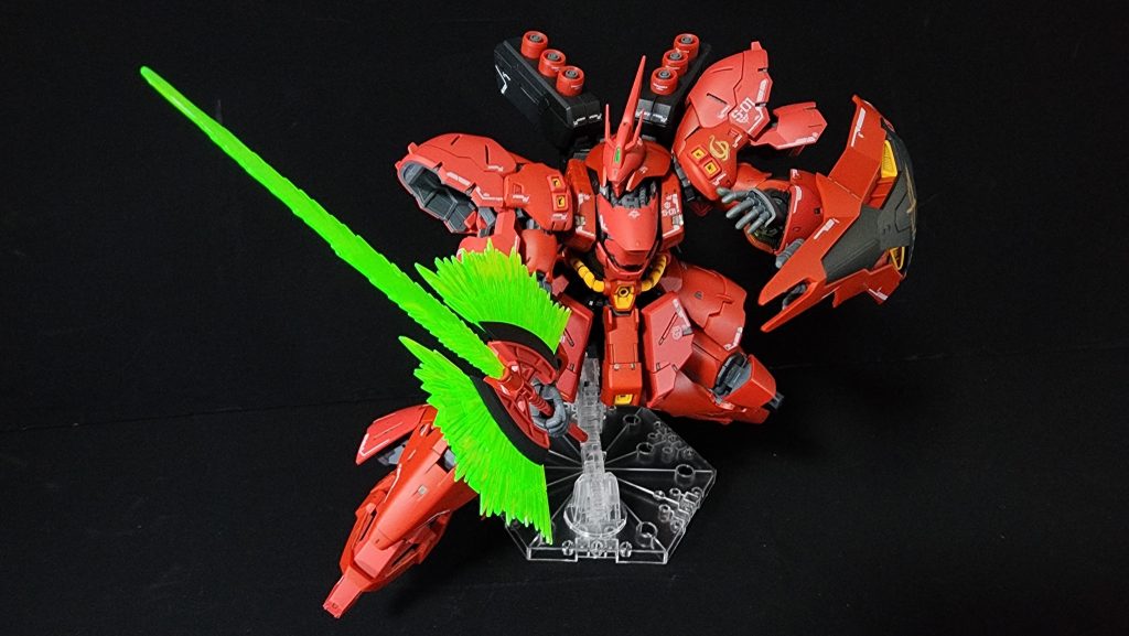 RG サザビー–4枚目/制作者：エヴィン