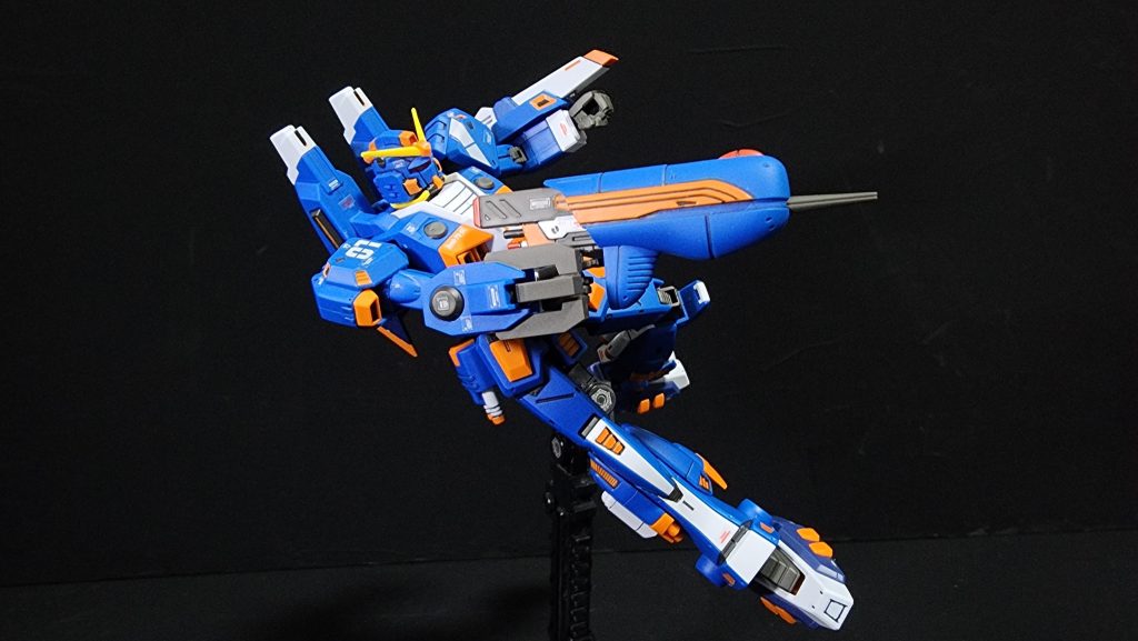 HG 水中型ガンダム–4枚目/制作者：エヴィン