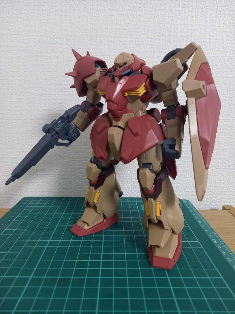 元キットのHGメッサーF01型大きい機体で、この大きさのキットは初めてで驚きました！