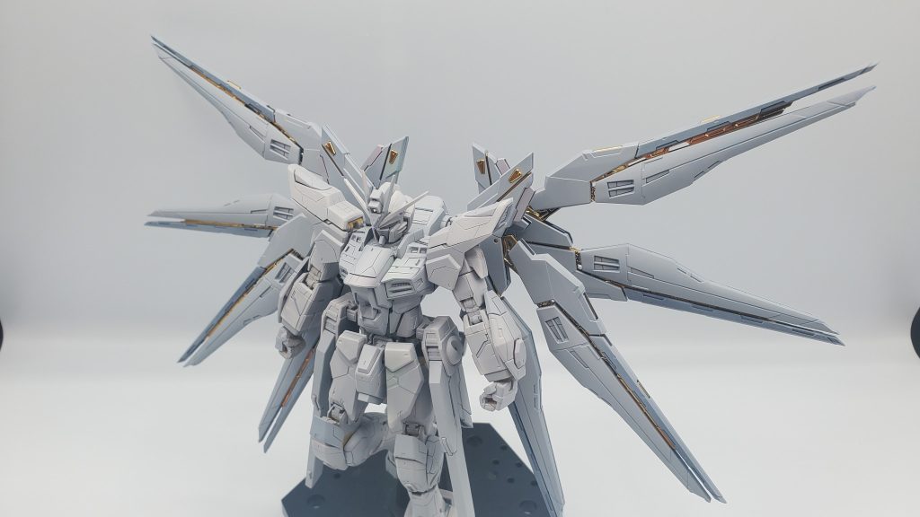 サフ後です。やっぱサフ吹くと一気にテンションあがりますが、これで満足もします。ちなみに、水性サーフェイサーでのサフとなります。