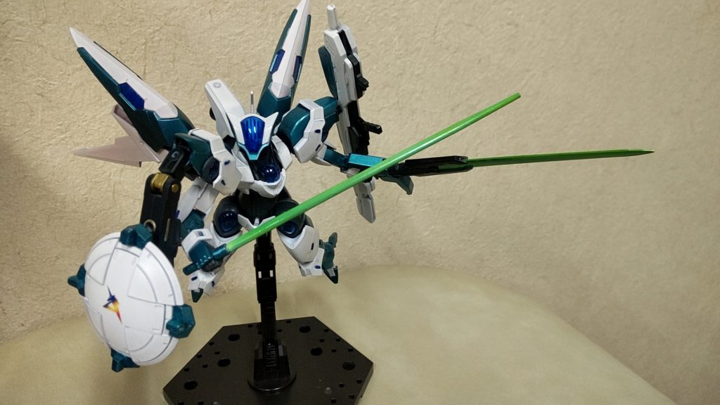 予備ビームサーベルはベギルペンデと同じものを装備している。シールド裏にある予備用のビームサーベルです。リゼルのものをつかいました。