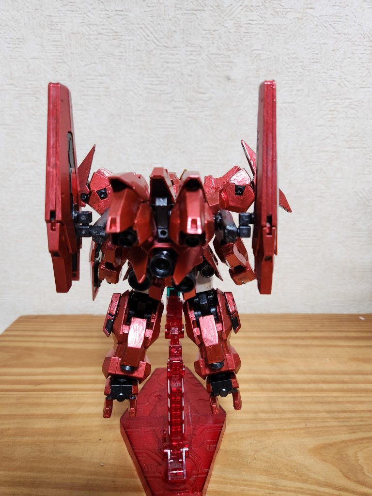 フェーズドアレイキャノンを２つにしてバックパックはルブリスソーンの下半身上部を軽く加工して付けてみました