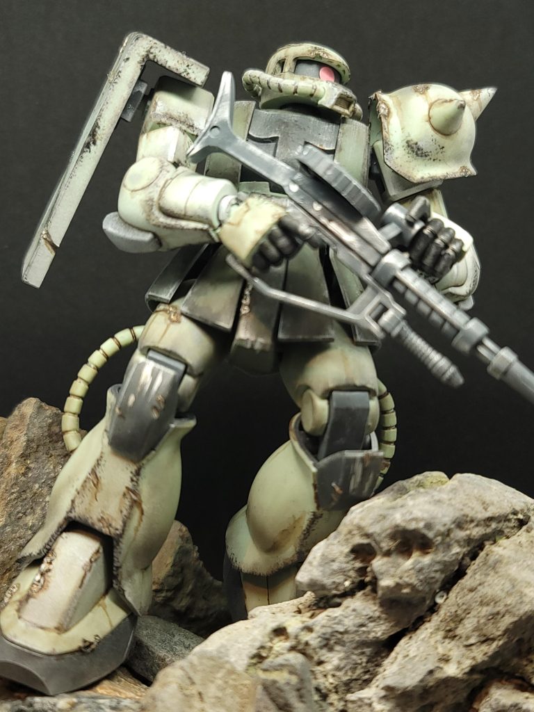 ジオラマを作る知恵はないので、アクアリウムで余っていた石を岩場に見立てて配置してみました。ダイソーにまさか撮影ブースが売っているとは思わず、衝動買いしましたw