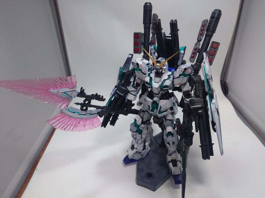 フルアーマーユニコーン–2枚目/制作者：Ruax