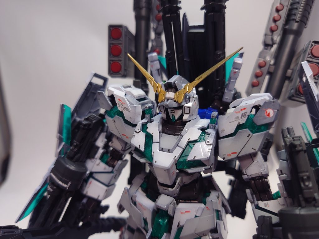 フルアーマーユニコーン–2枚目/制作者：Ruax