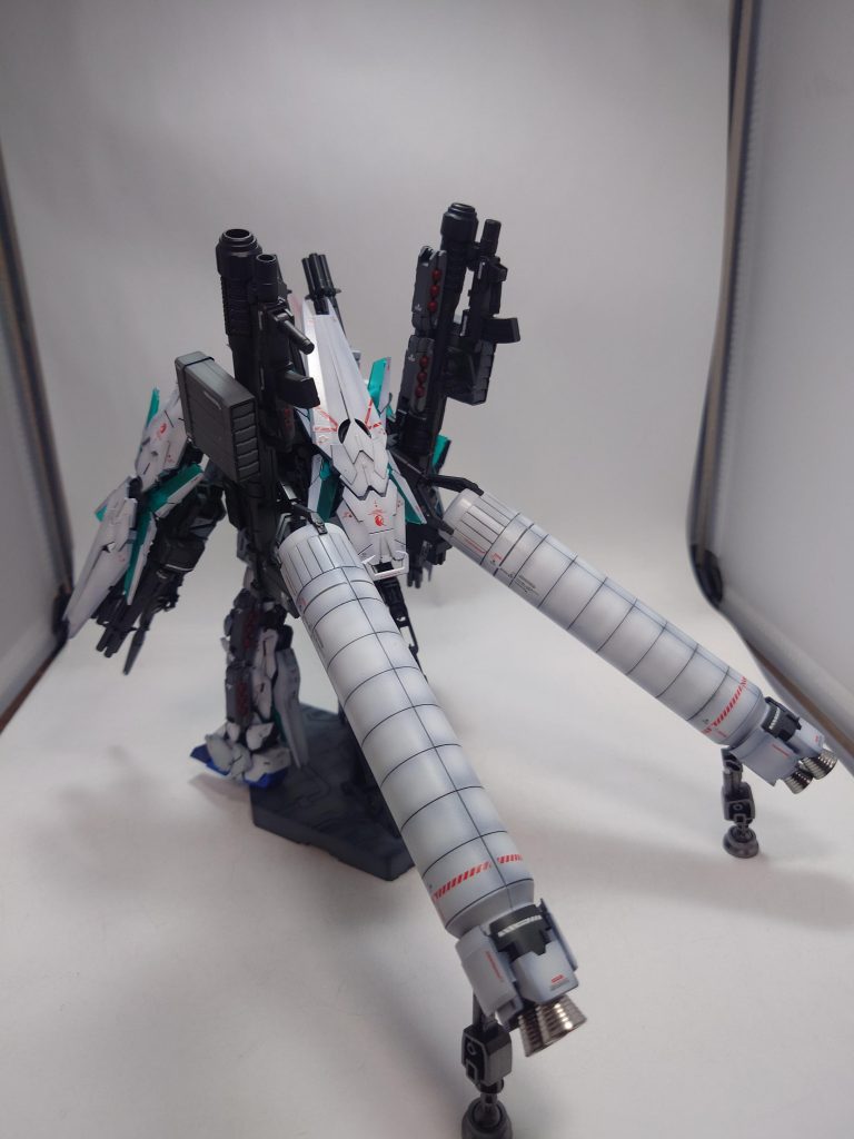 フルアーマーユニコーン–3枚目/制作者：Ruax