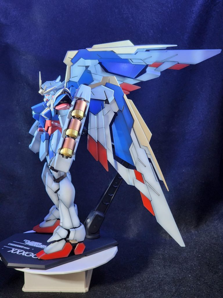 シールは貼りませんでした。羽も武器も保持力が欲しかったです・・・