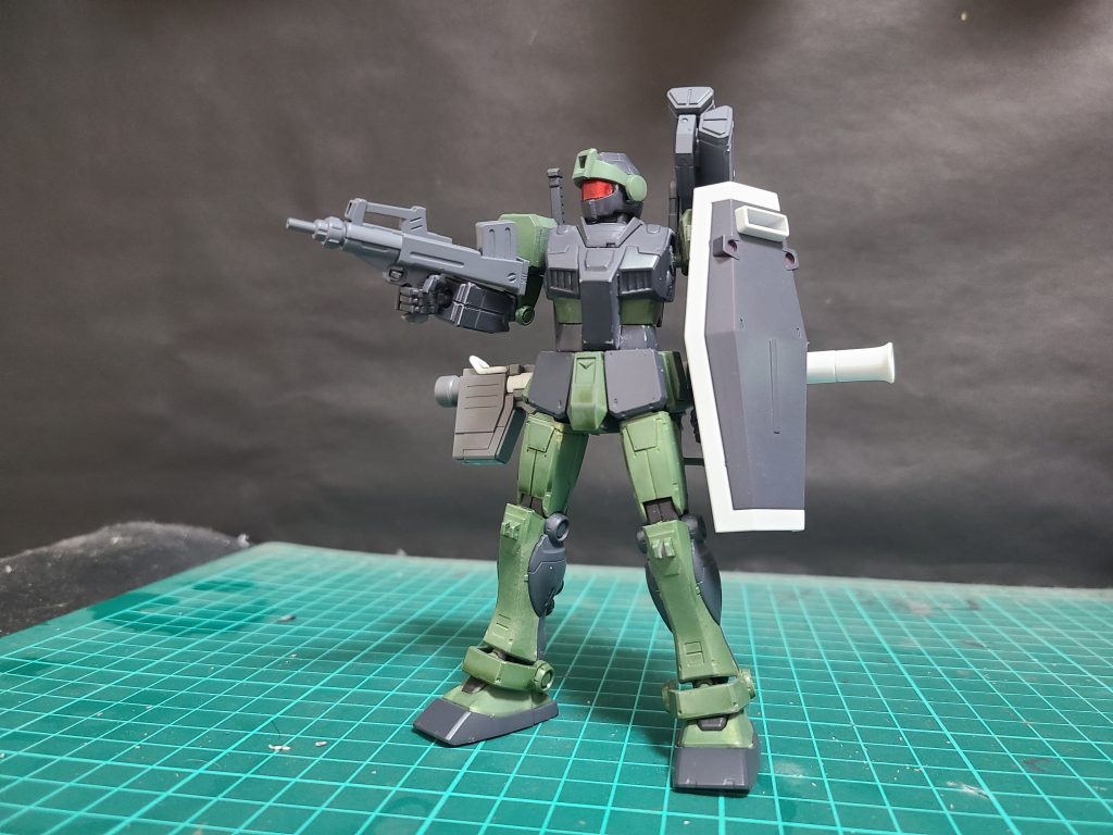 ブルパップマシンガン装備