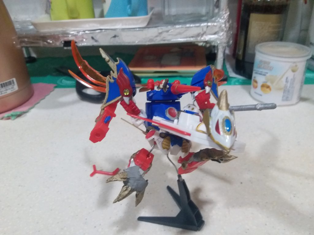 武器鳥–5枚目/制作者：LUNLUN（邪道可動）