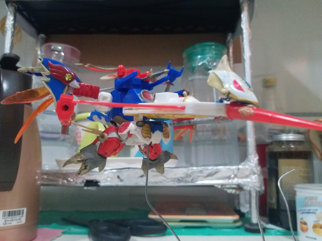 武器鳥–8枚目/制作者：LUNLUN（邪道可動）