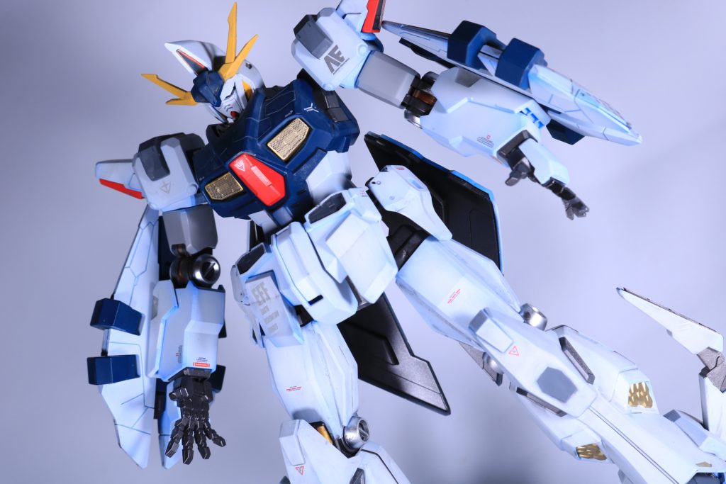 ペーネロペーユニットをパージすればオデュッセウスガンダムが登場オデュッセウスガンダム自体は作りやすい構造だと思います