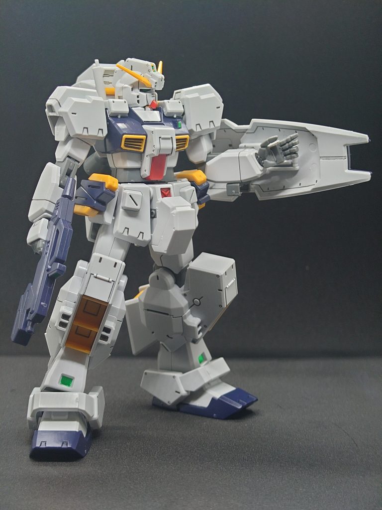 設定画っぽく。初出のムック本(?)を持っていないのでなんとなくですが…。本当はシールドブースターも作っているので、載せたいのですが一先ずこの辺で。