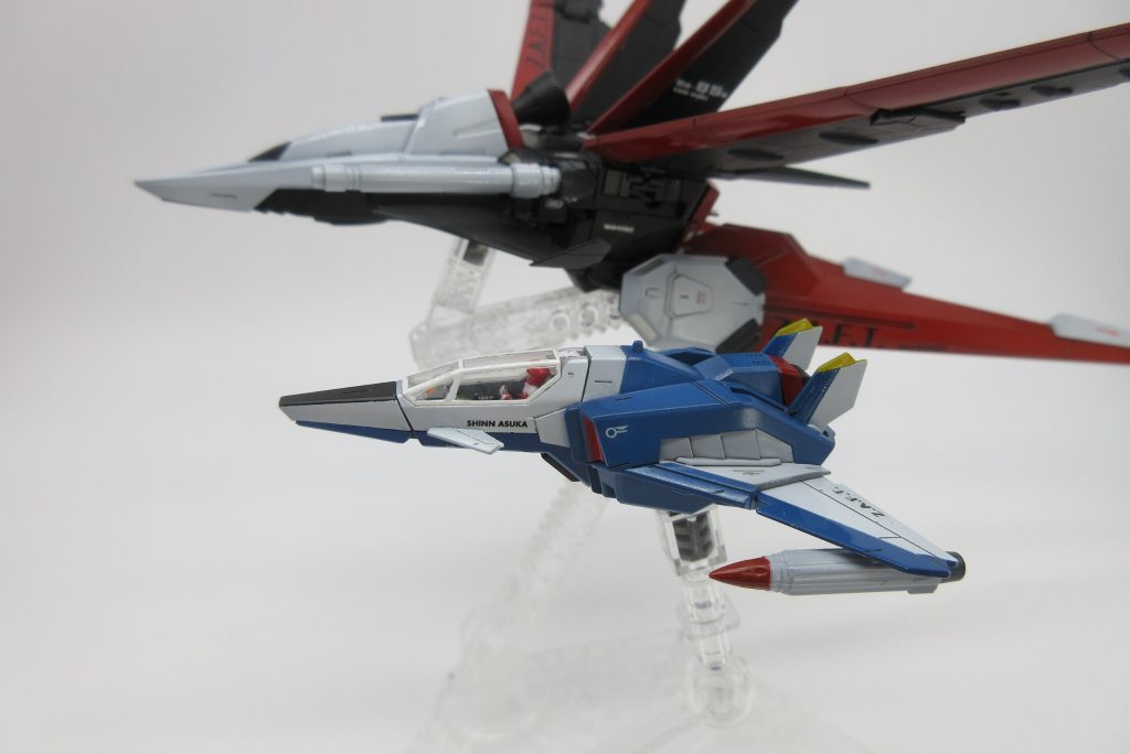 ライフル以外の武装やバックパックはノーマルのまま