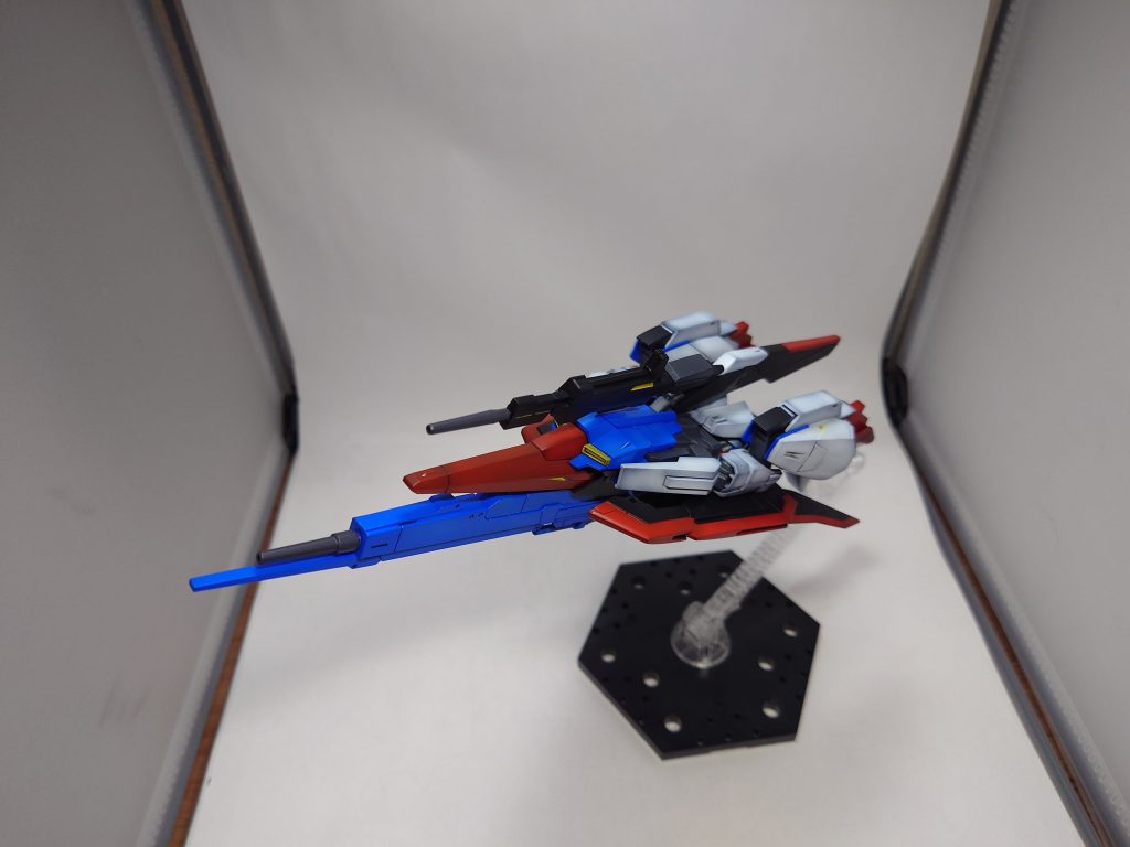 ウェイブライダー形態は差し替えでの変形なんでカッチリ形が決まるからポロポロパーツ取れないから良かったですw