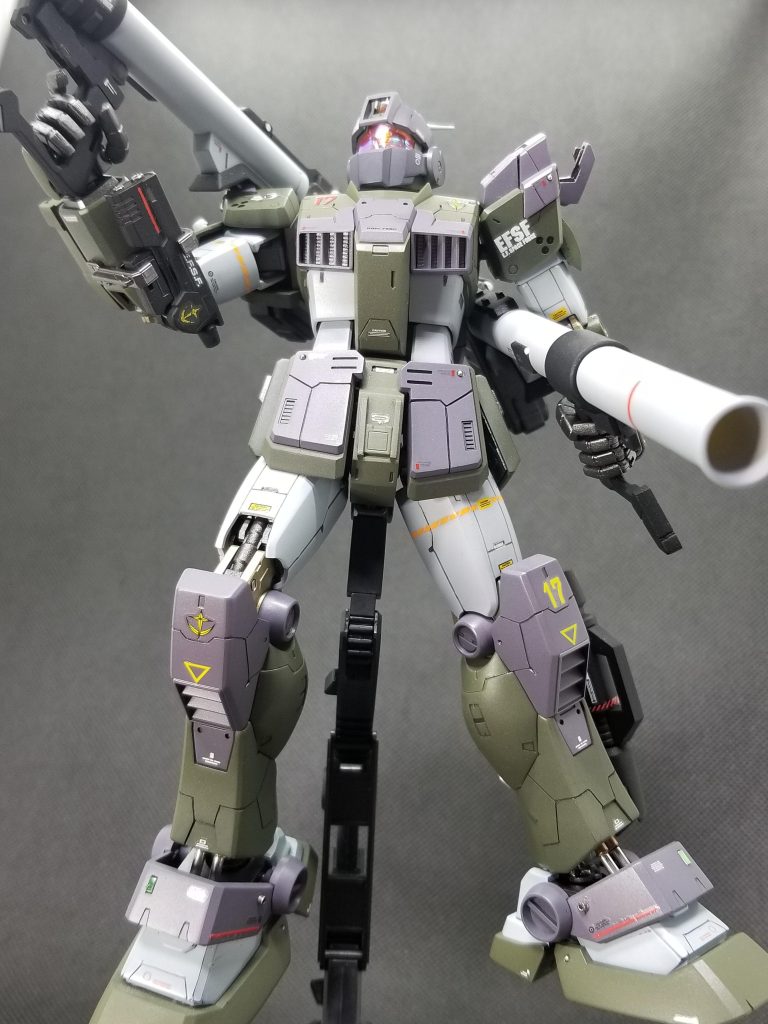 はい、もちろんこのダブルバズーカの為ですょ~(笑)前回のザクからハマりつつあります😅