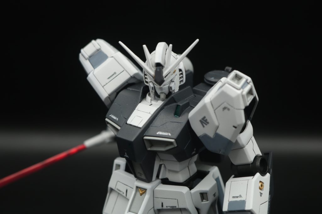 EGνガンダム(モノトーン調)–2枚目/制作者：ヒロハル