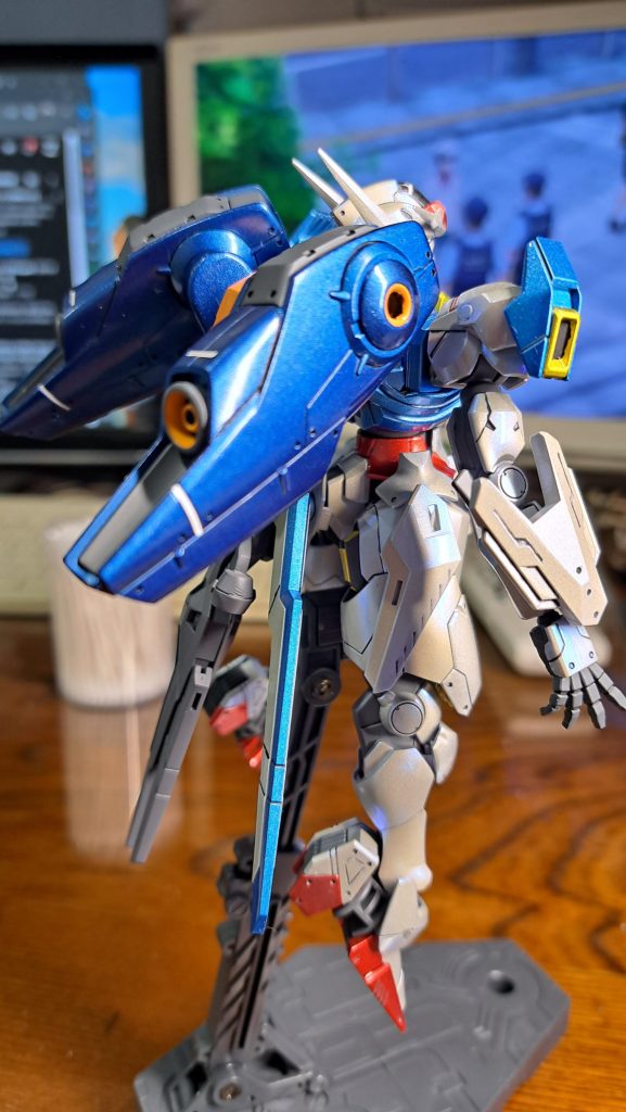 ライフルに付けるガンビットパーツを尻尾に付ける部品が折れてシールド形状に出来ないんですよ