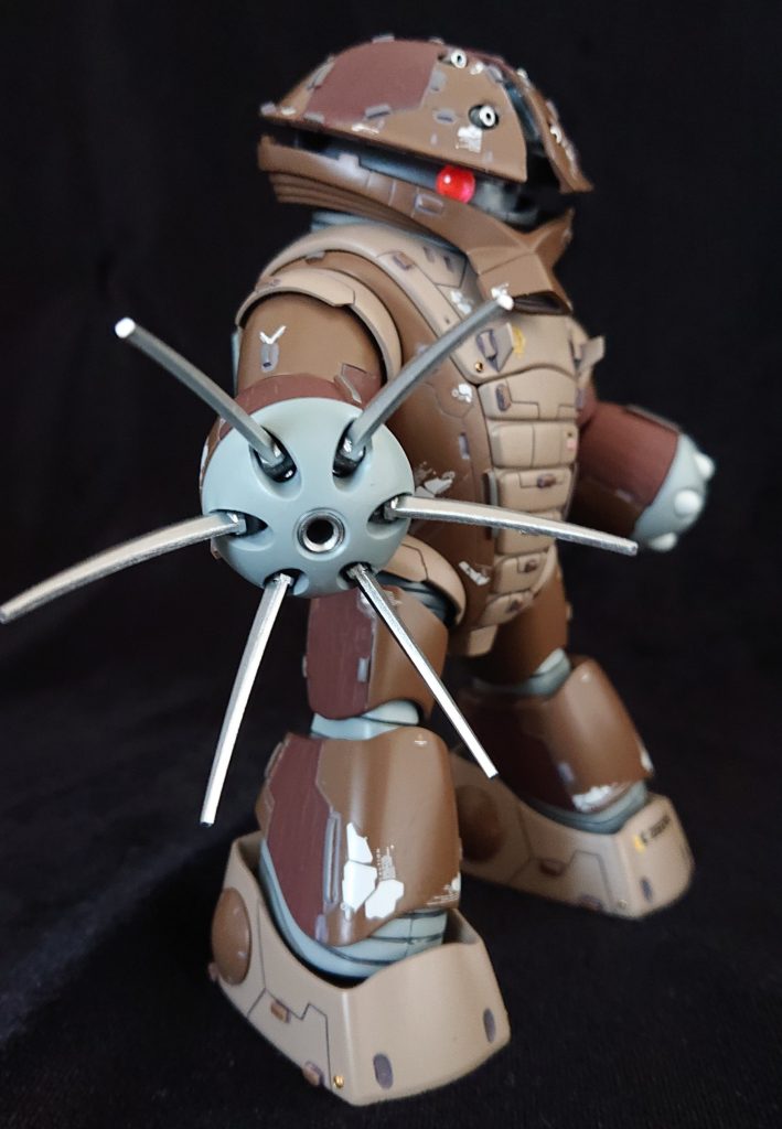 ②開いたアイアンネイルか?(台風の後で路上に落ちてるビニール傘みたいな🤔)