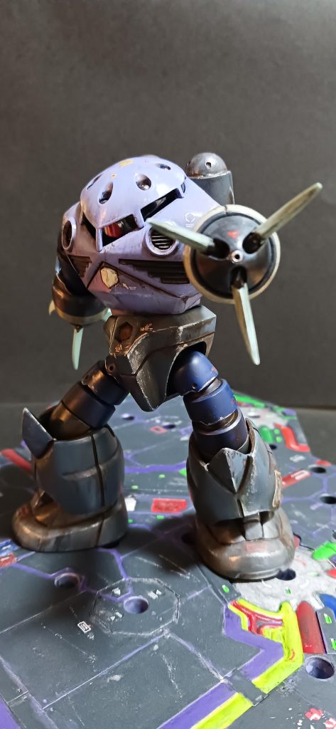 唯一の、アクションポーズ。