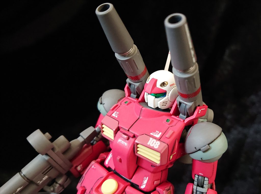 デカールとスジ彫り抑えました。プロポーションは一切いじってまめん。