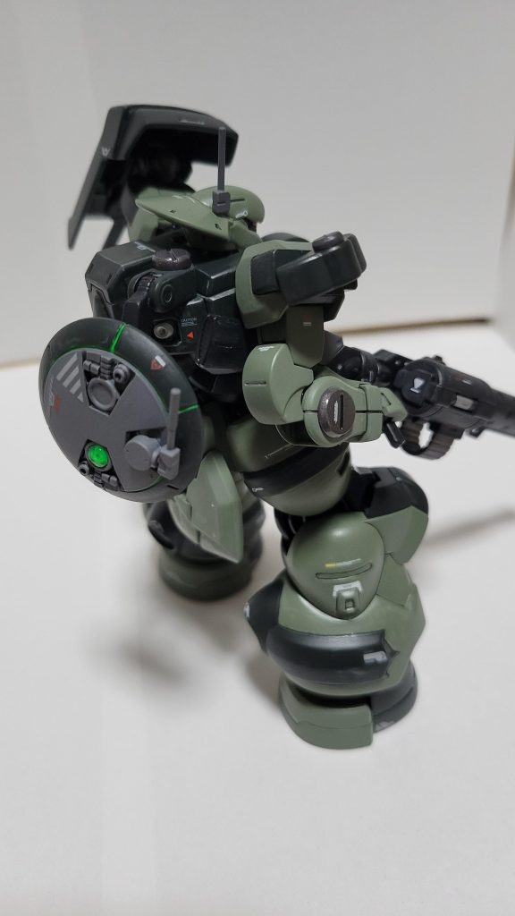 レドームはプチ改造してアームでスイングします