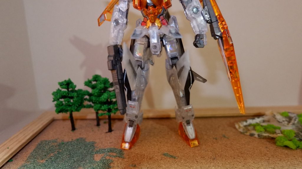 ホロシールを腿や、腕に貼り付けました。面白い感じになった気がする