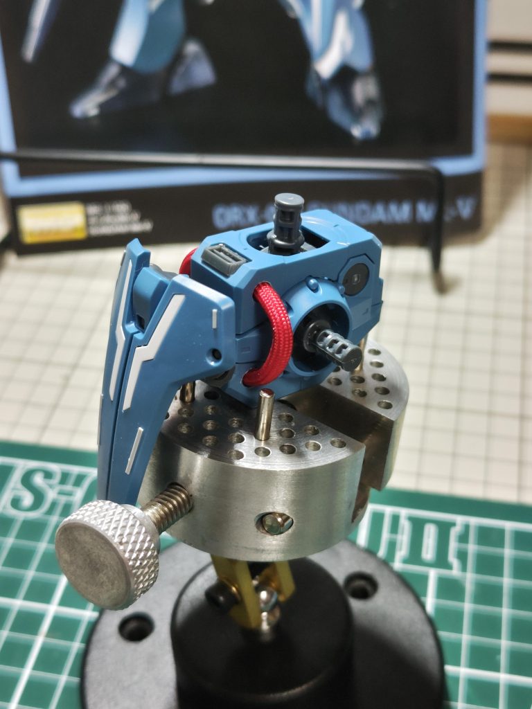 完成するとよくわかりませんが、チューブ入れたりパーツ使ったりしました。。