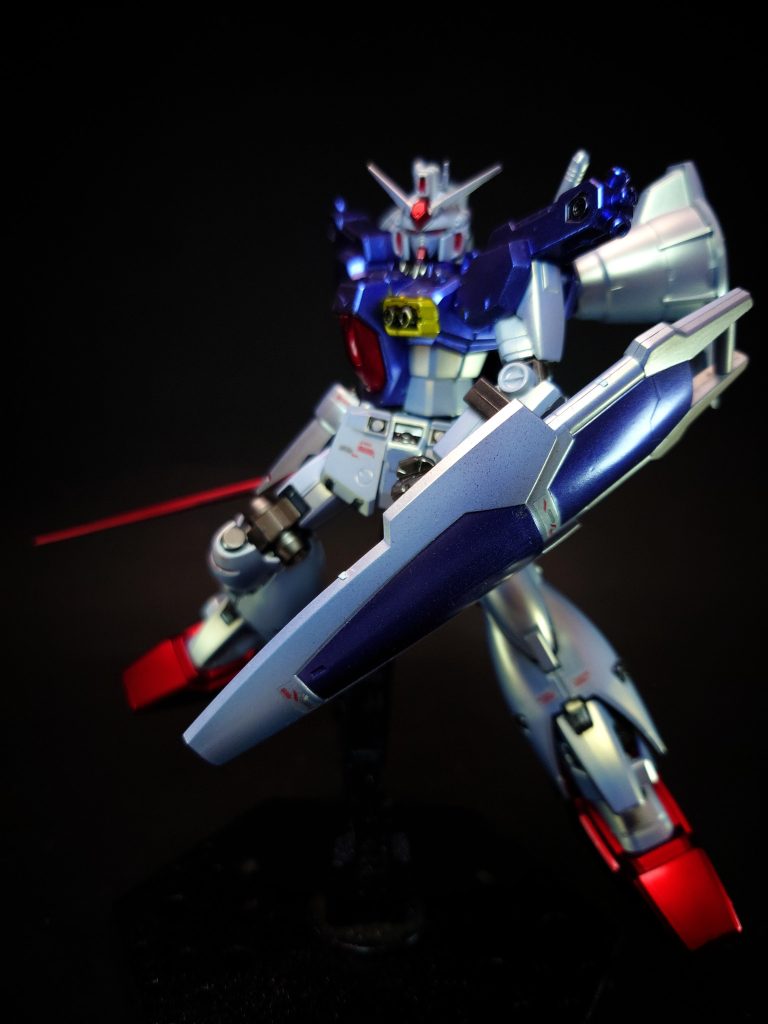 ビーム・ガンバックパックにマウントしたビーム・サーベルはビーム砲として使用可能。主にコア・ファイター時に使用されるが、火力は低く威嚇に使える程度。火器としての性能向上はフルバーニアンへの改修を待つ事になった。