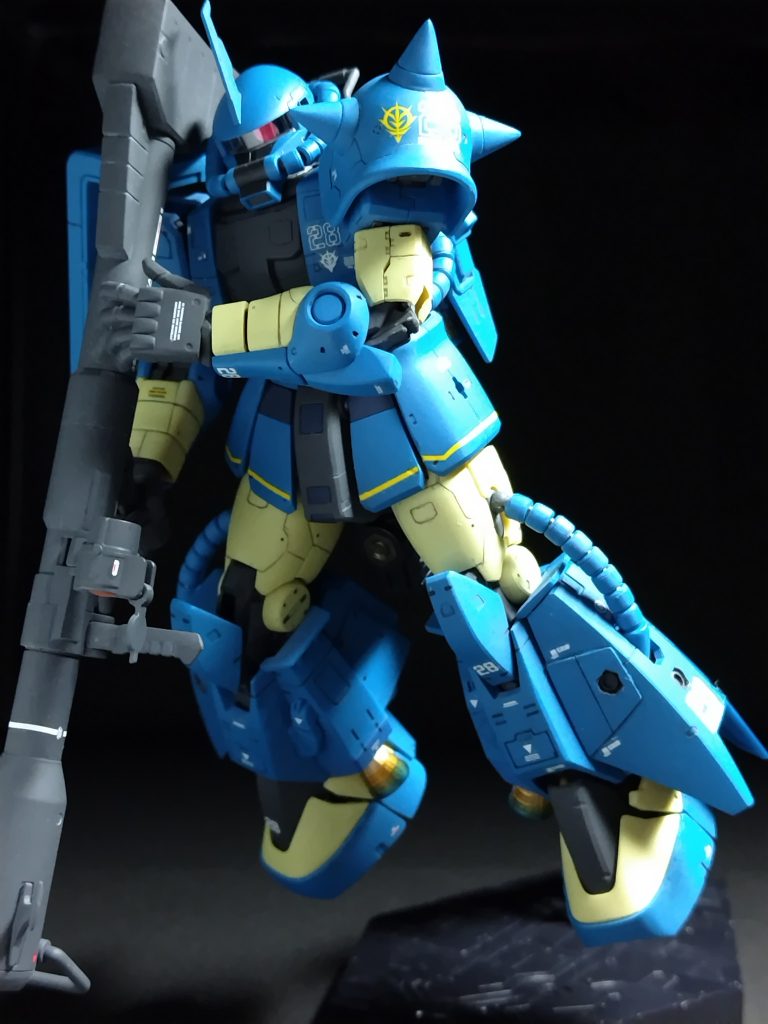 武器類はいっぱいついてますが、面倒だったのでジャイアントバズしか作ってません。