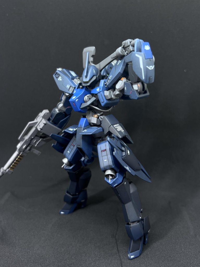 マッキーが多分やらないであろうポーズで最後です。アドバイス・気に入ってもらった点あれば教えてくれたら嬉しいです！ここまで見て頂きありがとうございました。