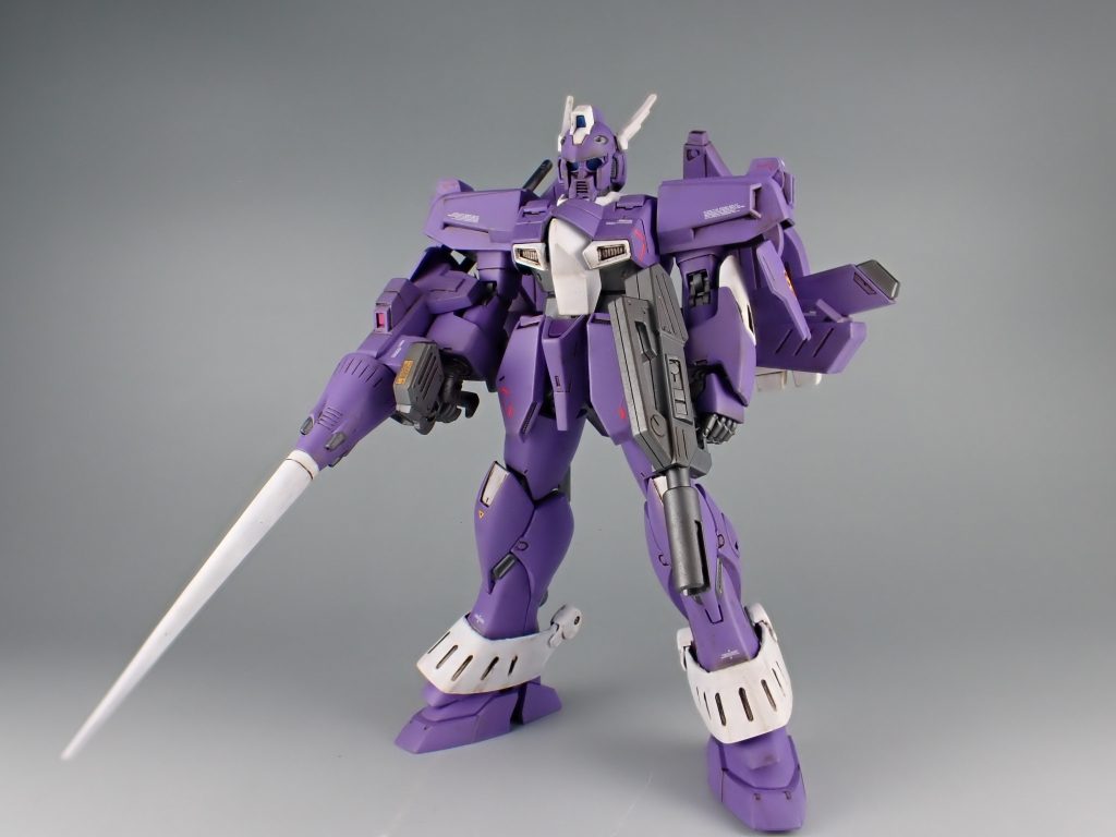 ファレホ筆塗り、カラーリングはベルガ・ギロスの一般機カラーをイメージしました。