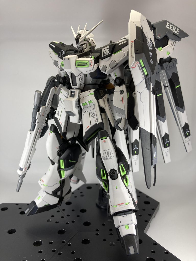 Hi-νGUNDAM (repainted)–4枚目/制作者:鉄血の俺フェンズ