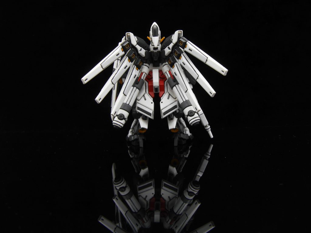 今回も、背景は、特級暗黒布 太黒門のA4サイズで、床は、黒色の下敷きです(笑)結構、しっかりと反射してくれるのでイイです◎