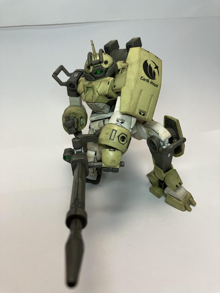 ポージング…この子はどうすればカッコよく飾れるのでしょう、どちらかというとカワイイになってしまう。ATはなにやってもむせるのに