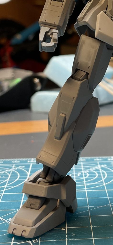 脚部がやはり特徴的です。ミキシングして、もっとマッチョなMarkIIを作るのもありですね〜