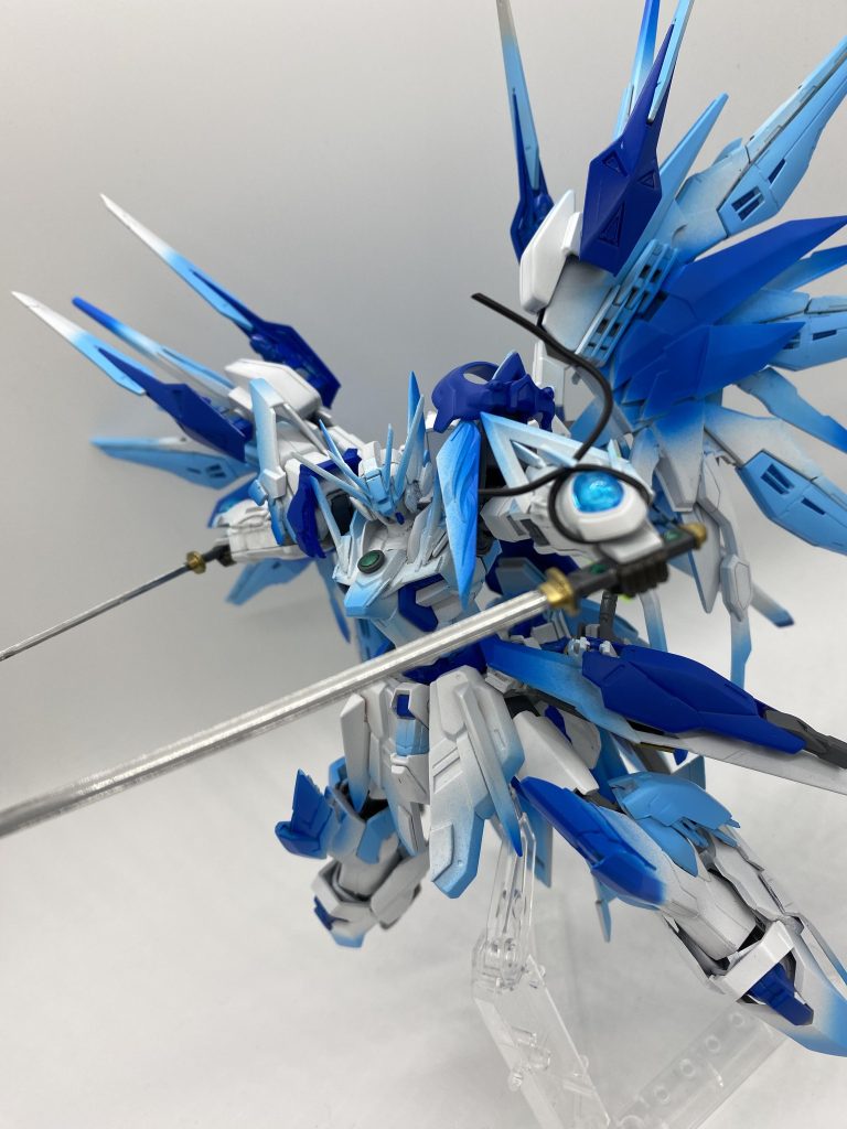 近接武器は日本刀！リアアーマーに付いてるよ！