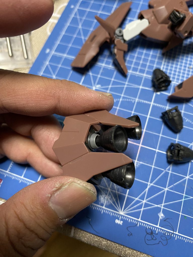 バーニアはビルダーズパーツに置き換えてみました。種類がいっぱいあってどれにしようかちょっと悩みました笑