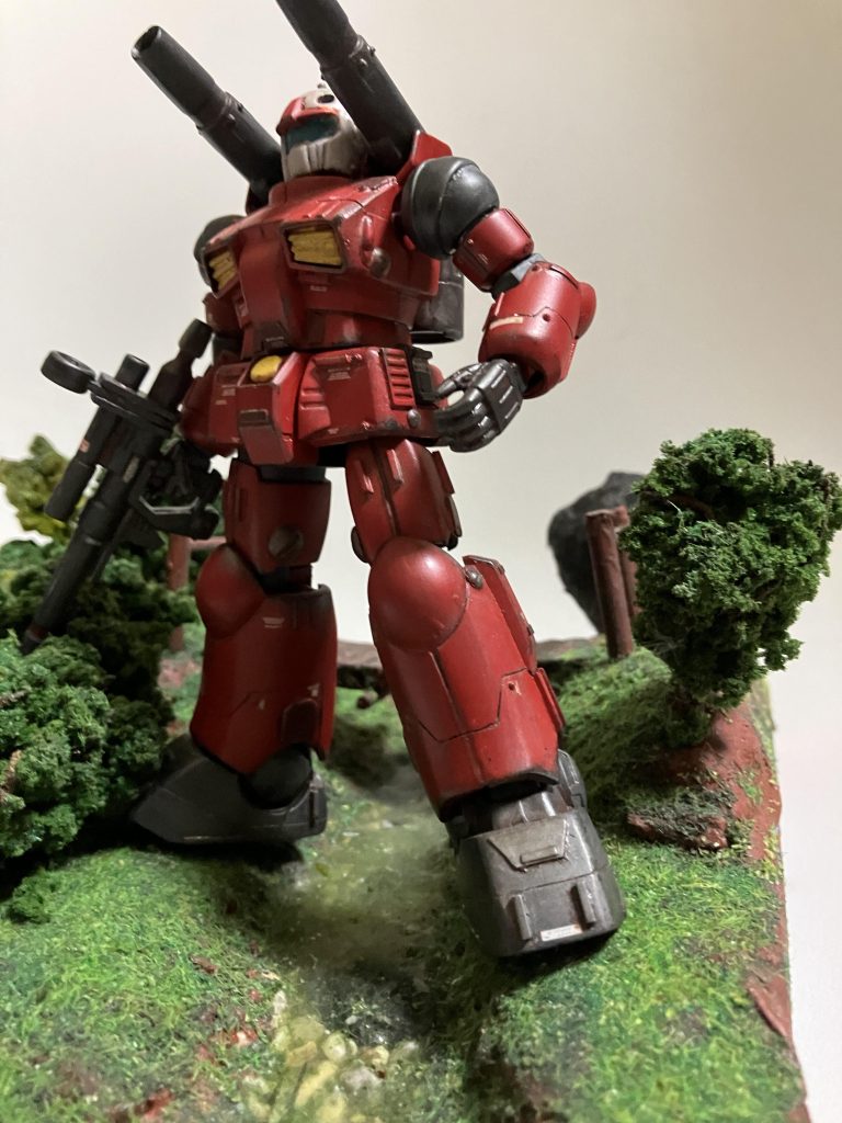 ジオラマにたててみました。色がういちゃってますね