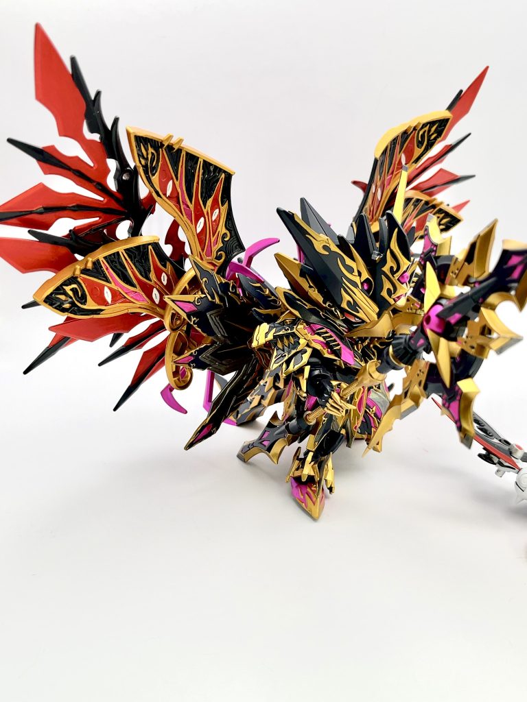 ガンスタ様は過去に出戻り作のウォーロックイージスを投稿させて頂いており、その時と同じカラーリングにしています。