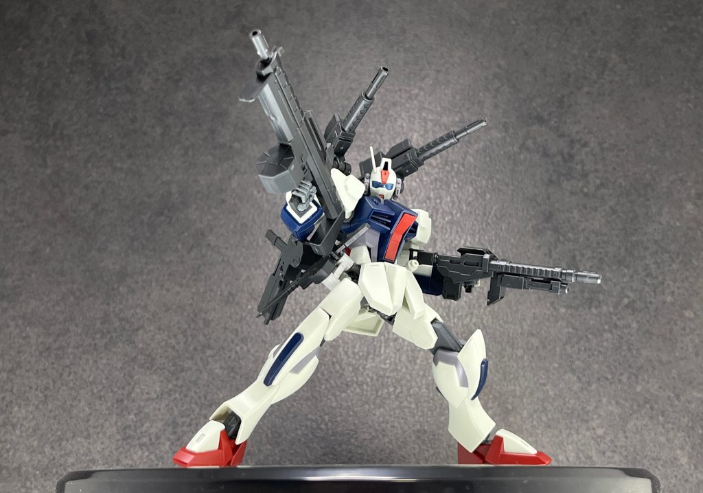 最初のミキシングこの時点ですでに形にはなってましたね。ガンプラx境界戦機をコンセプトに、実弾の似合いそうなダガーLをベースにしました。境界戦機の武装も色々いいのがあるので、ウェポンセットは是非買ってみてね^ ^