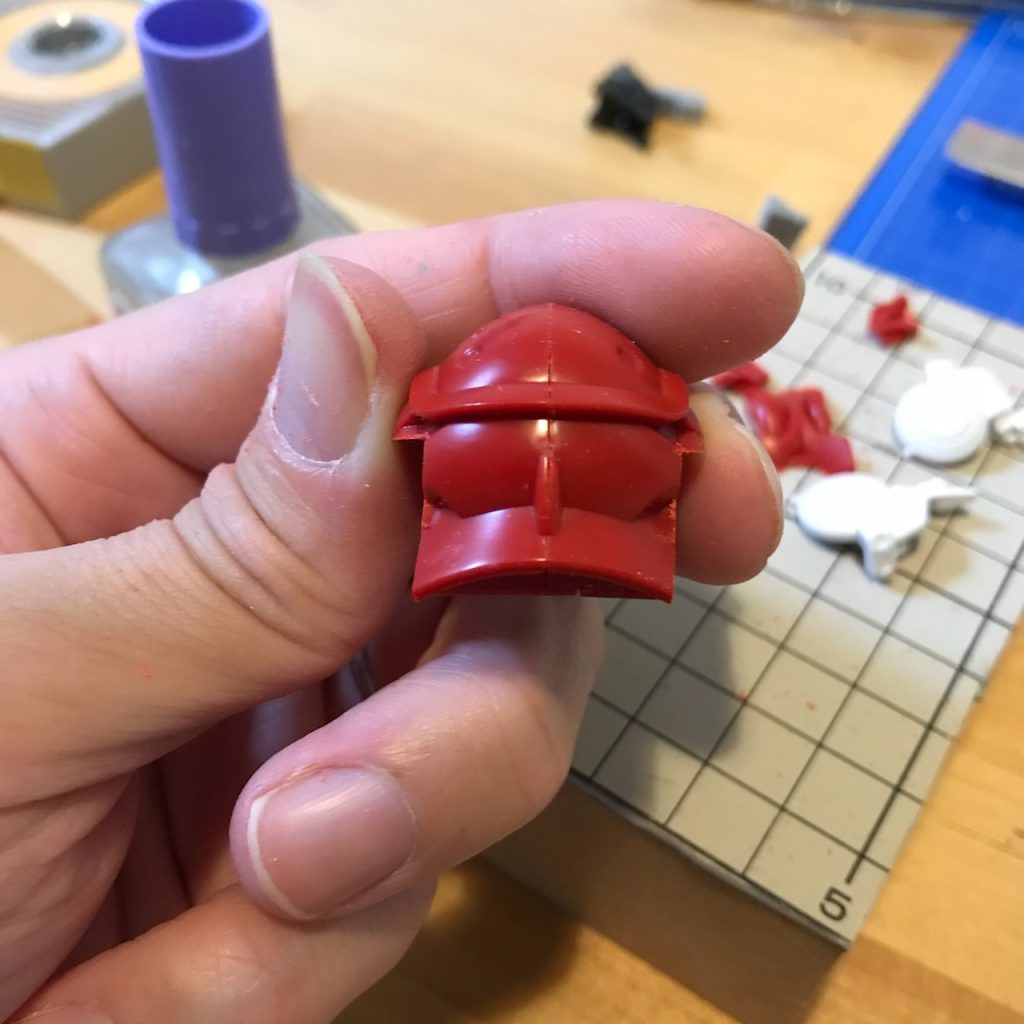 頭部製作①幅詰め最終的な幅を見越してこれくらい切り詰めてます。中央も1mmずつくらい切断してます。