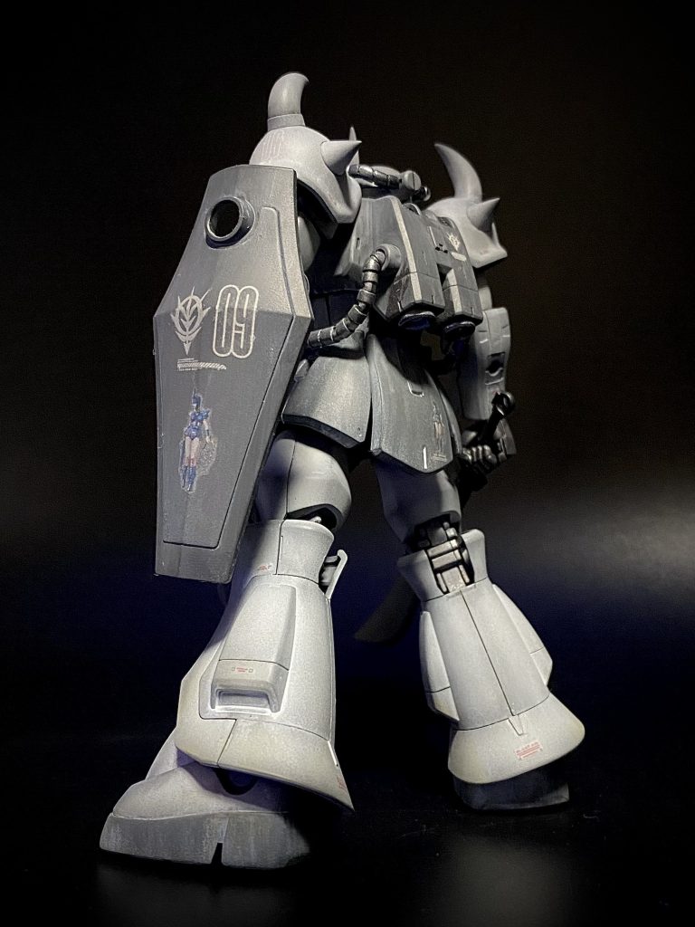 大好きなグフレディ❤️をシールドにあしらいましたが、シルバリングしちゃいましたー⤵️