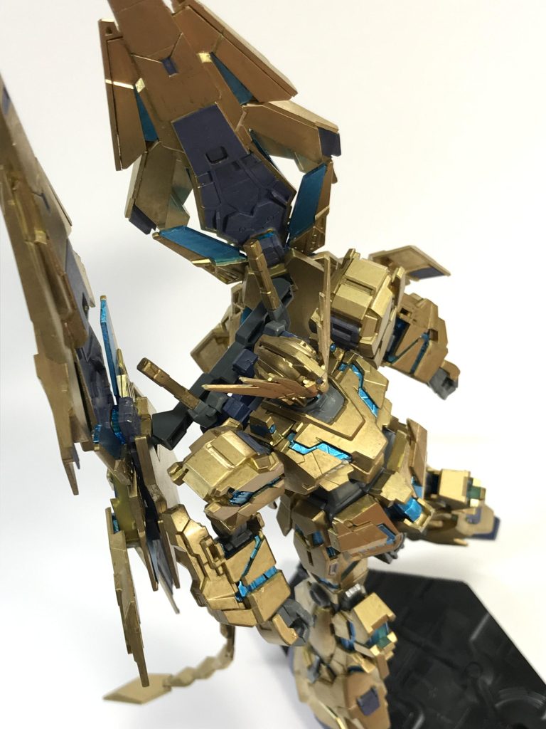 HG ユニコーンガンダム3号機フェネクス(デストロイモード)–4枚目/制作者：Hammer Smith