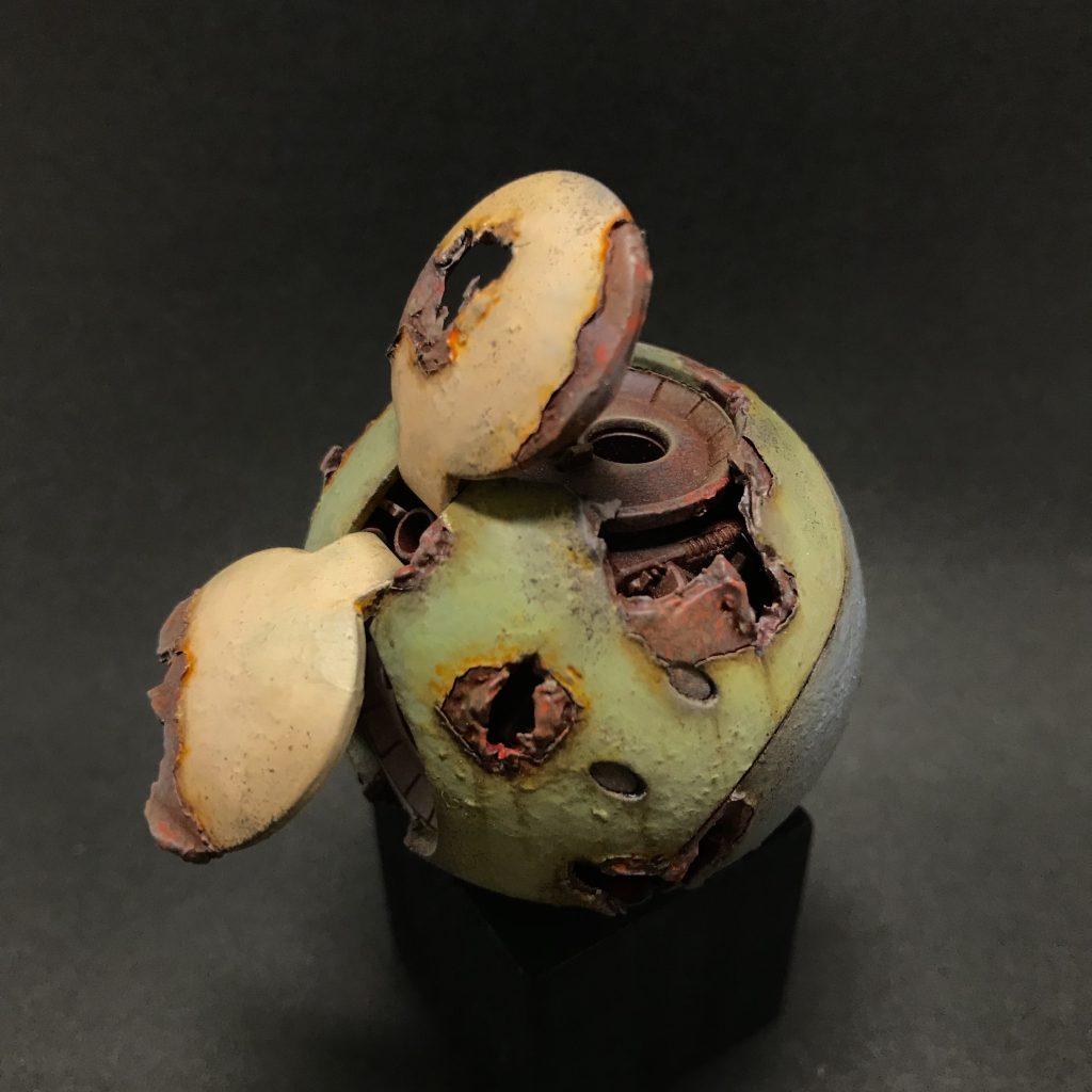 　ガンダム世界の金属が錆びるかは分かりませんが、いい感じになればなんでもいいや派です。